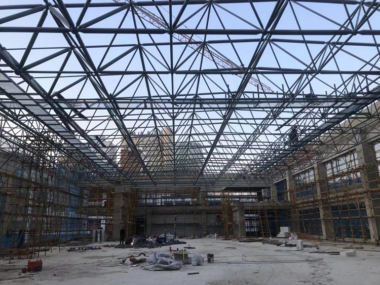 南宁第一附属小学体育馆网架